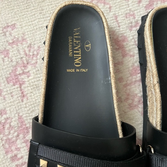 Valentino Garavani Rockstud Espadrille Pool Slides Black - Picture 8 of 11